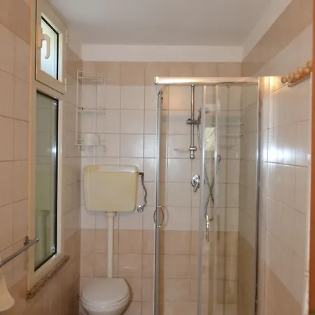 Apartahotel Edera 2*