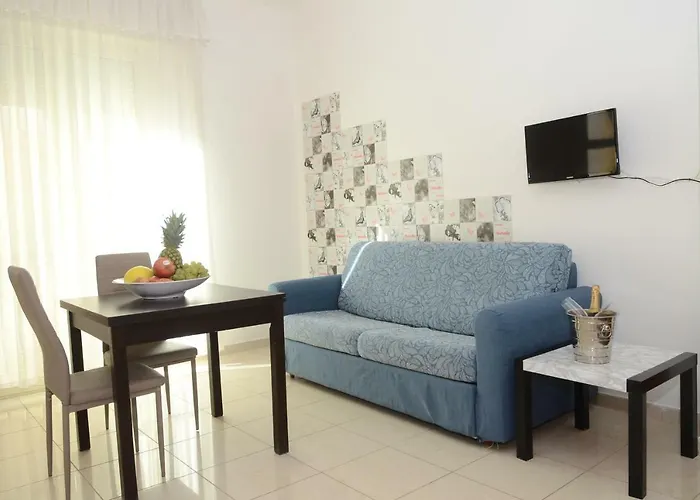 Edera Apartmanhotel 2*